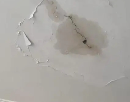 犍为阳台漏水维修公司分享下屋面防水工程质量问题原因分析